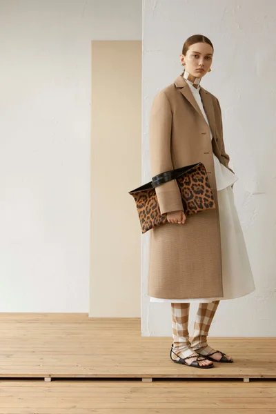 Look 15